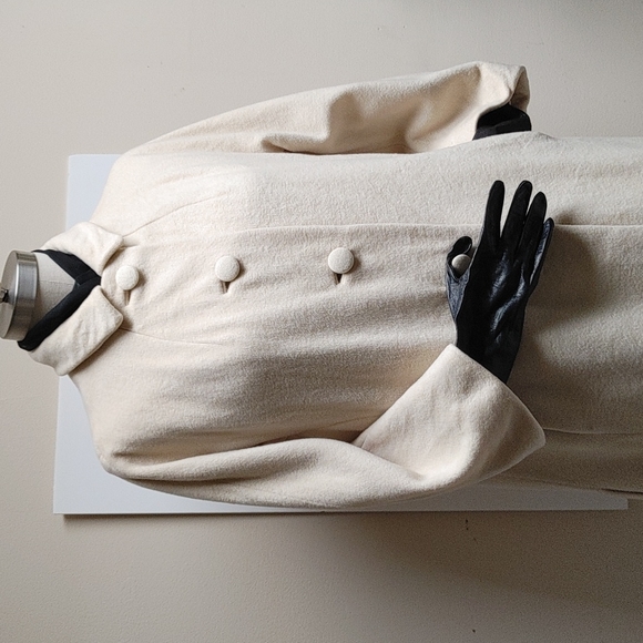 VTG 100% Cashmere Ivory Coat 4/6 - Picture 4 of 16